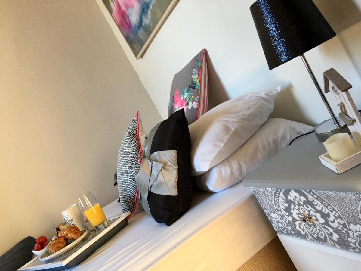 Cosy 2 Bedroom Central Apartment - Free Parking, Free Wifi Aberdeen Esterno foto