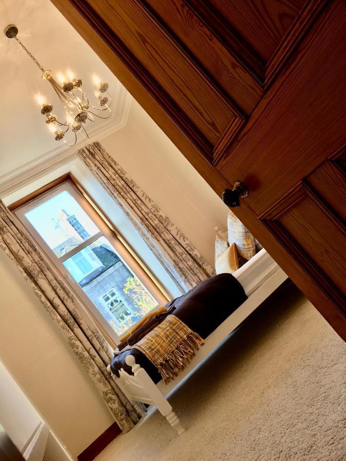 Cosy 2 Bedroom Central Apartment - Free Parking, Free Wifi Aberdeen Esterno foto