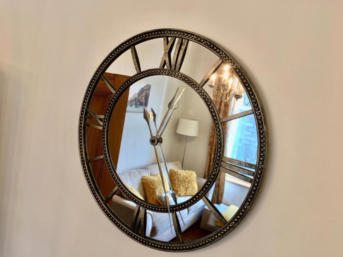 Cosy 2 Bedroom Central Apartment - Free Parking, Free Wifi Aberdeen Esterno foto